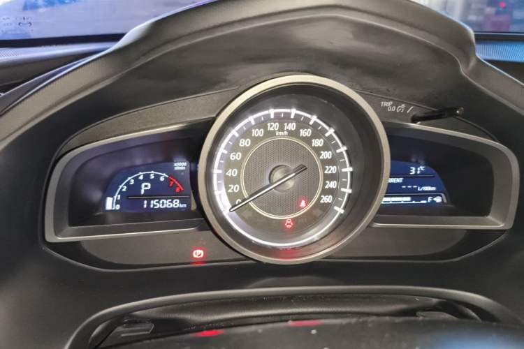 Used Mazda CX-4 2016 2.0L Automatic 2WD Blue Sky Dynamic Leather Edition Instrument Cluster