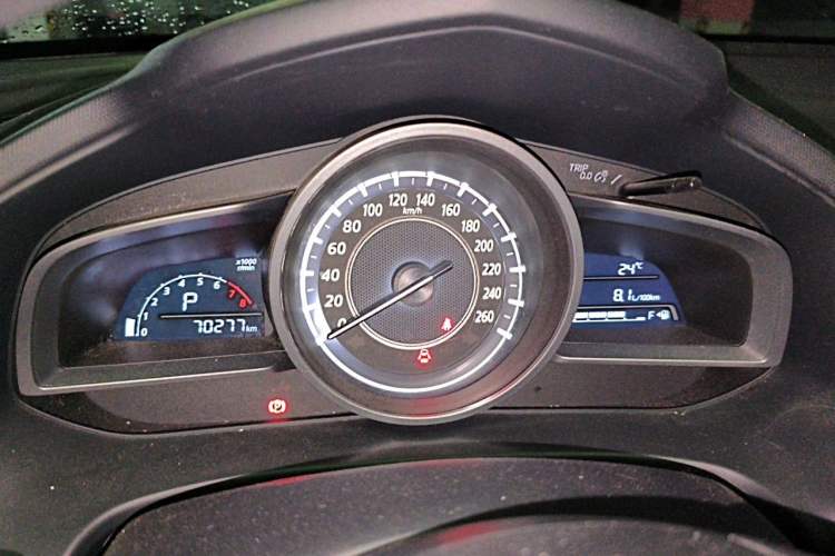 Used Mazda CX-4 2016 2.0L Automatic 2WD Blue Sky Dynamic Edition Instrument Cluster