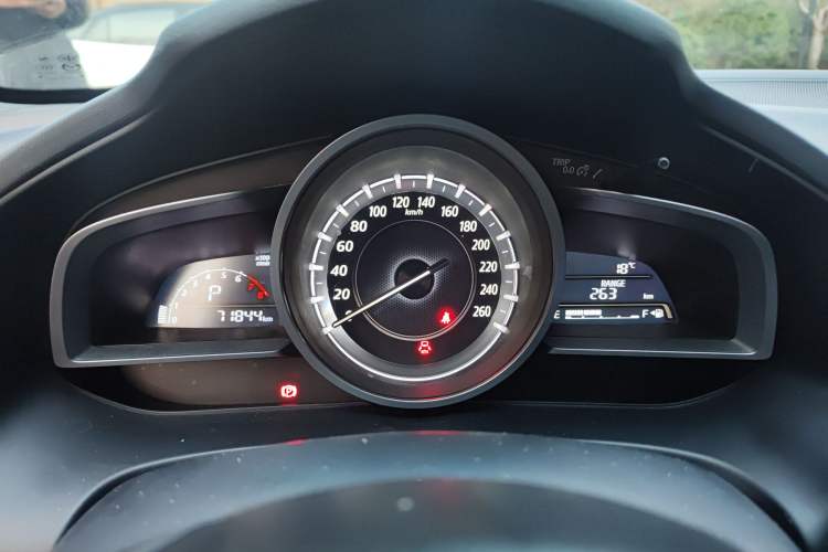 Used Mazda CX-4 2016 2.0L Automatic 2WD Blue Sky Luxury Edition Instrument Cluster