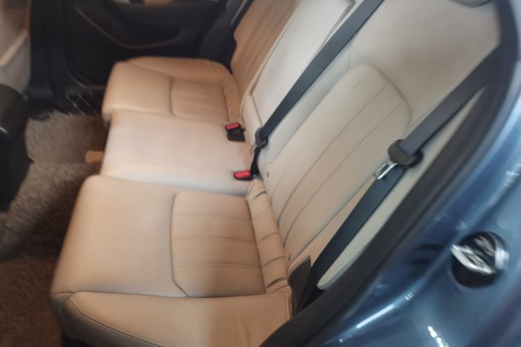 Used Mazda CX-4 2016 2.0L Automatic 2WD Blue Sky Dynamic Leather Edition Interior 4
