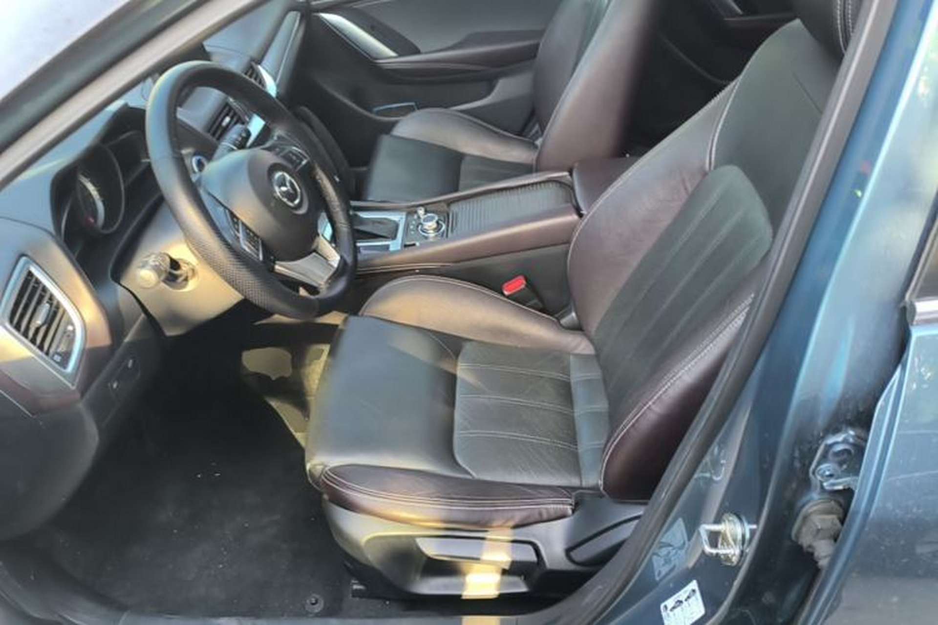 Used Mazda CX-4 2016 2.0L Automatic 2WD Blue Sky Luxury Edition Left Front Seat