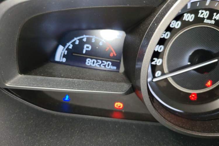 Used Mazda CX-4 2016 2.0L Automatic 2WD Blue Sky Luxury Edition Odometer Close Up