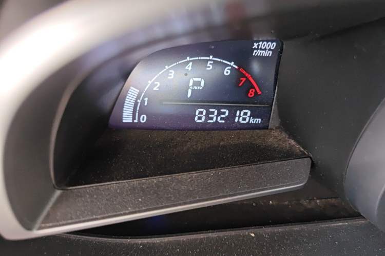 Used Mazda CX-4 2016 2.0L Automatic 2WD Blue Sky Luxury Edition Odometer Close Up