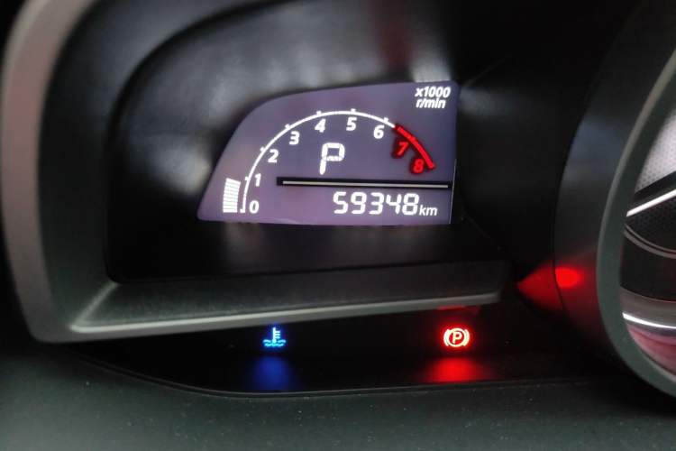 Used Mazda CX-4 2016 2.0L Automatic 2WD Blue Sky Luxury Edition Odometer Close Up