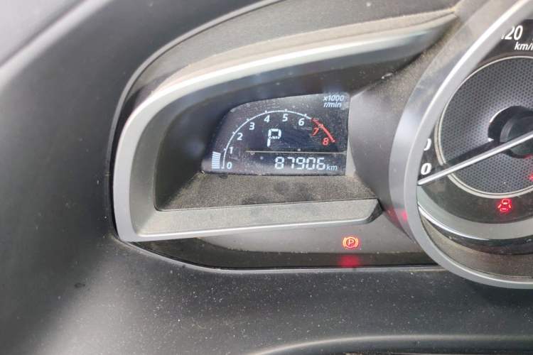 Used Mazda CX-4 2016 2.0L Automatic 2WD Blue Sky Luxury Edition Odometer Close Up