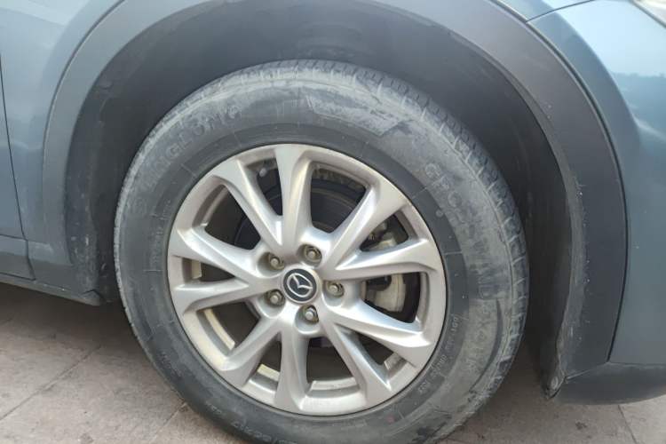 Used Mazda CX-4 2016 2.0L Automatic 2WD Blue Sky Luxury Edition Right Front Wheel Hub