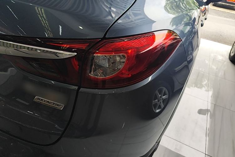 Used Mazda CX-4 2016 2.0L Automatic 2WD Blue Sky Luxury Edition Right Rear Taillight