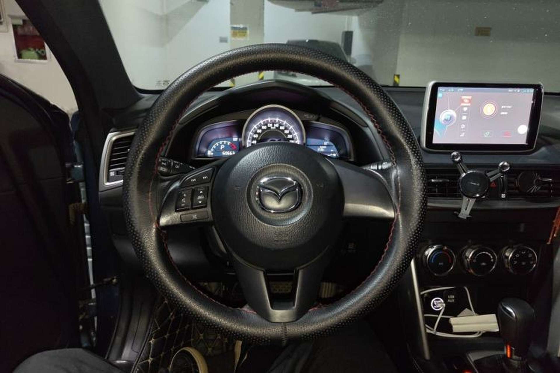 Used Mazda CX-4 2016 2.0L Automatic 2WD Blue Sky Dynamic Edition Steering Wheel