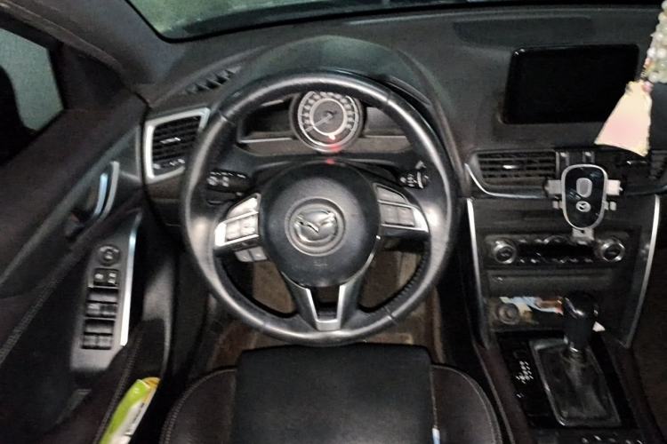Used Mazda CX-4 2016 2.0L Automatic 2WD Blue Sky Luxury Edition Steering Wheel