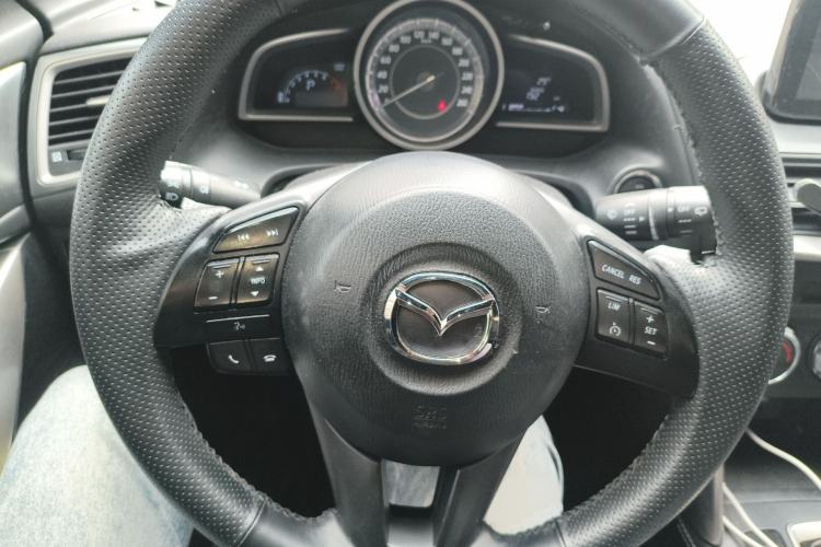 Used Mazda CX-4 2016 2.0L Automatic 2WD Blue Sky Dynamic Edition Steering Wheel