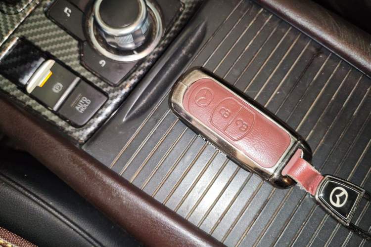 Used Mazda CX-4 2016 2.0L Automatic 2WD Blue Sky Luxury Edition Vehicle Key