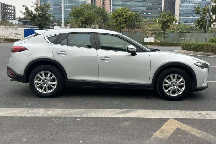 Used Mazda CX-4 2016 2.0L Automatic 2WD Blue Sky Luxury Edition Exterior 2