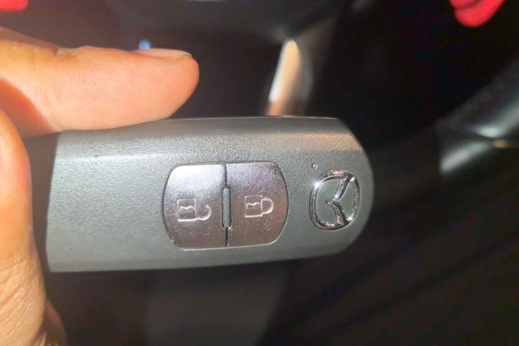 Used Mazda CX-4 2016 2.5L Automatic 4x4 Bluetide Fearless Edition Vehicle Key