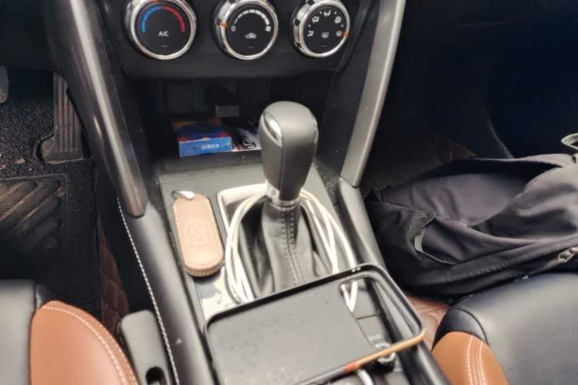 Used Mazda CX-4 2016 2.0L Automatic 2WD Blue Sky Dynamic Edition Gear Lever