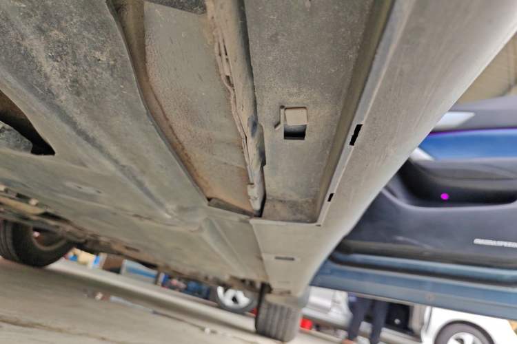 Used Mazda CX-4 2016 2.0L Automatic 2WD Blue Sky Dynamic Edition Right Side Sill