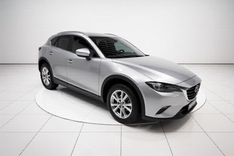 Used Mazda CX-4 2016 2.0L Automatic 2WD Blue Sky Dynamic Edition Front Right 45 Deg
