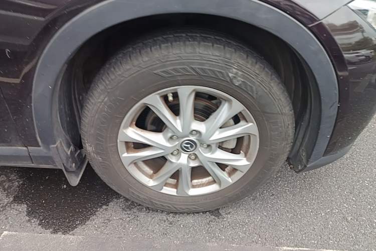 Used Mazda CX-4 2016 2.0L Automatic 2WD Blue Sky Luxury Edition Right Front Wheel Hub