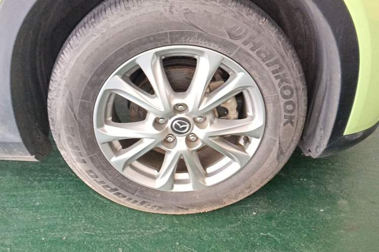 Used Mazda CX-4 2016 2.0L Automatic 2WD Blue Sky Dynamic Leather Edition Right Front Wheel Hub
