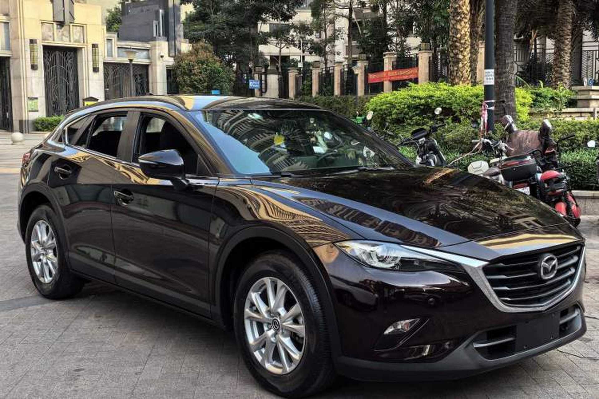 Used Mazda CX-4 2016 2.0L Automatic 2WD Blue Sky Dynamic Edition Exterior 6