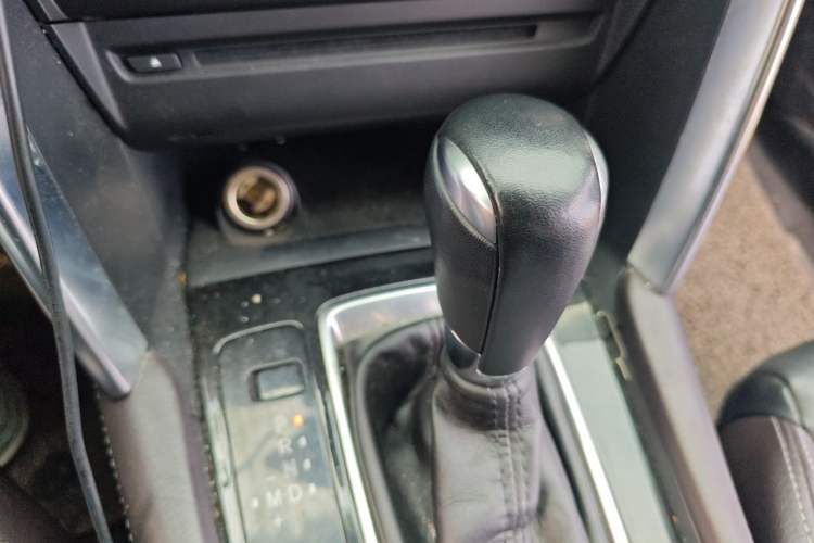 Used Mazda CX-4 2016 2.0L Automatic 2WD Blue Sky Luxury Edition Gear Lever