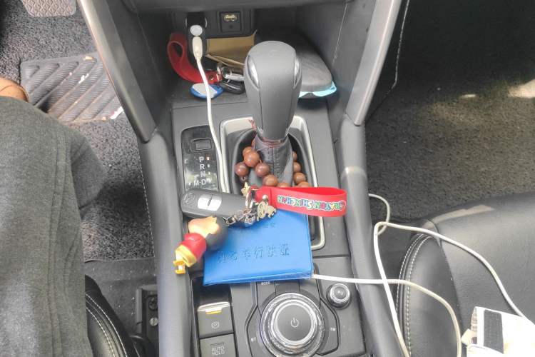 Used Mazda CX-4 2016 2.0L Automatic 2WD Blue Sky Dynamic Edition Gear Lever