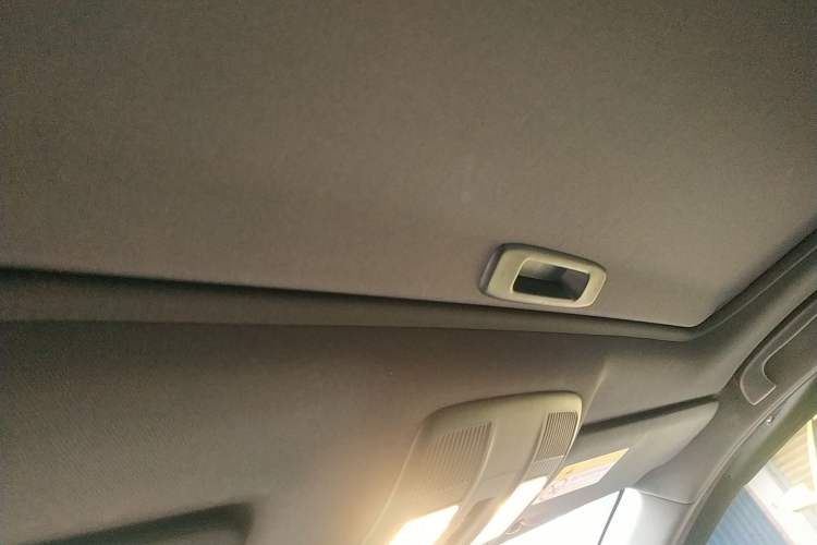 Used Mazda CX-4 2016 2.0L Automatic 2WD Blue Sky Dynamic Edition Headliner