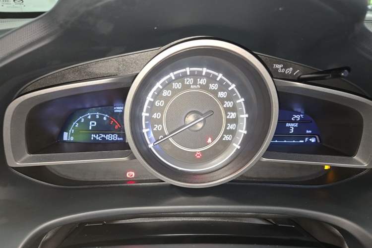 Used Mazda CX-4 2016 2.0L Automatic 2WD Blue Sky Dynamic Edition Instrument Cluster