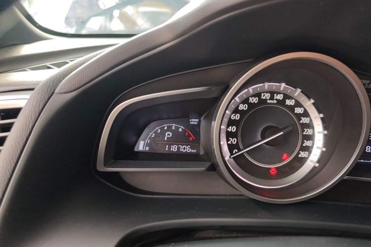 Used Mazda CX-4 2016 2.0L Automatic 2WD Blue Sky Dynamic Edition Instrument Cluster