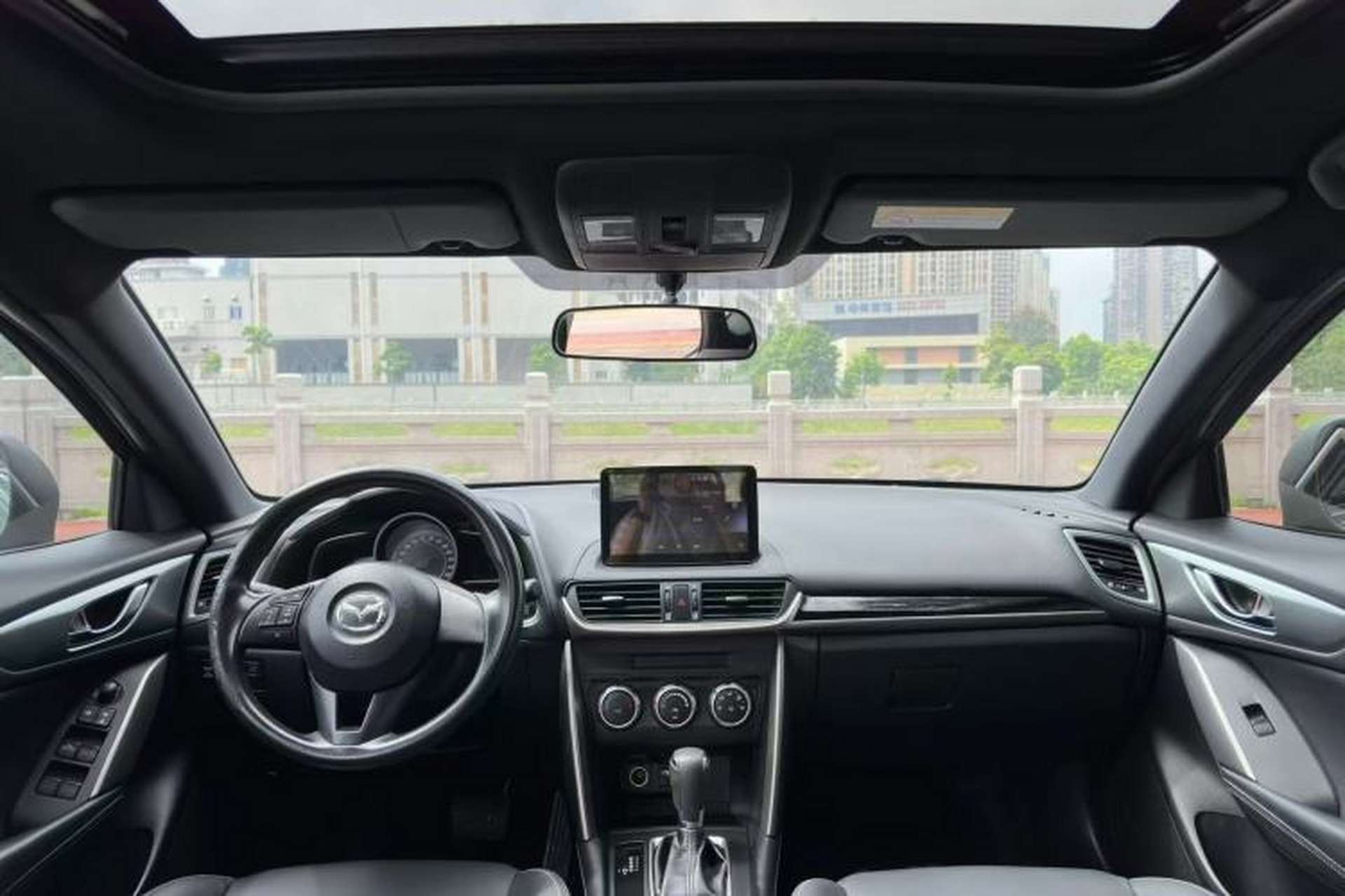 Used Mazda CX-4 2016 2.0L Automatic 2WD Blue Sky Dynamic Edition Interior 2