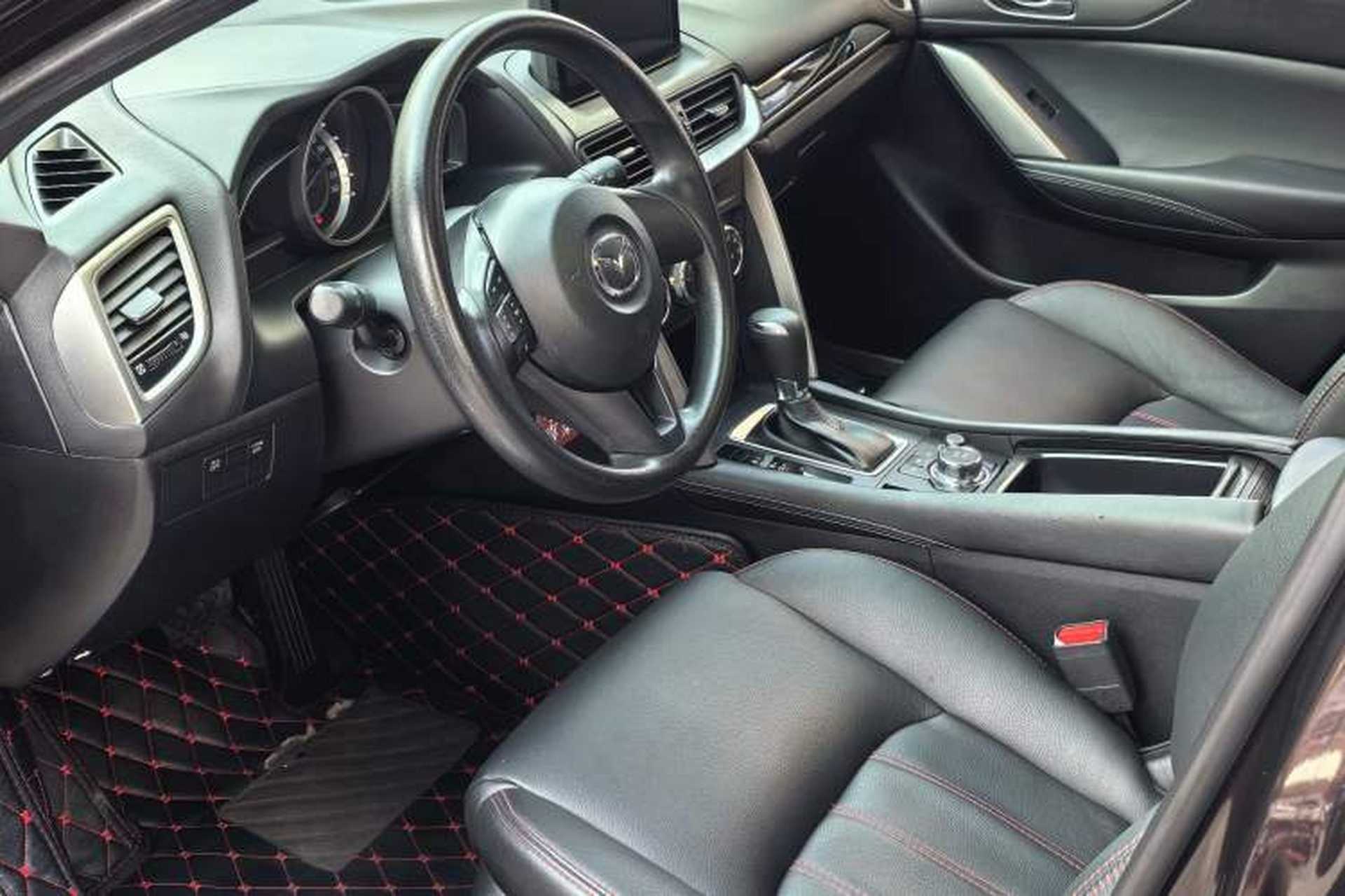 Used Mazda CX-4 2016 2.0L Automatic 2WD Blue Sky Dynamic Edition Interior 2