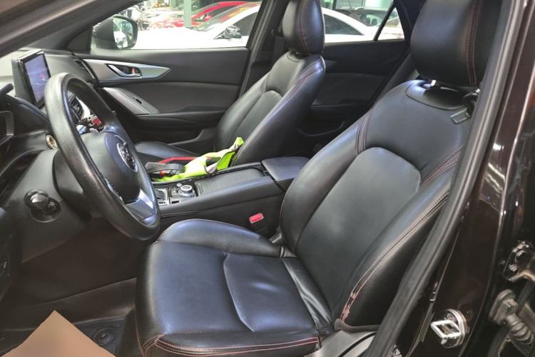 Used Mazda CX-4 2016 2.0L Automatic 2WD Blue Sky Dynamic Edition Left Front Seat