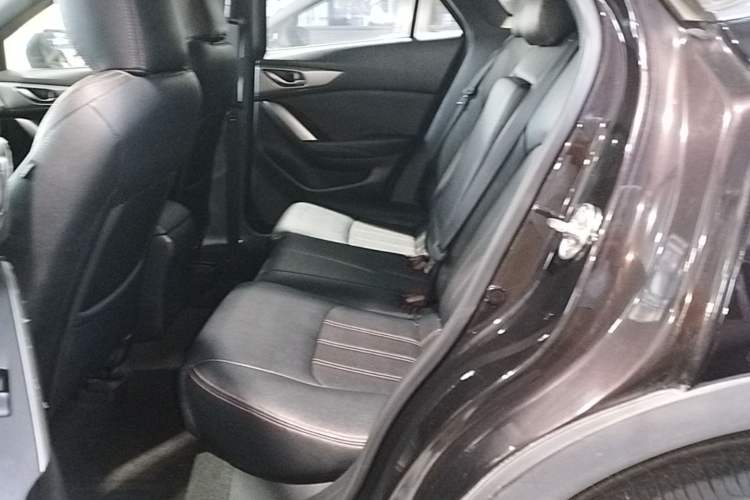 Used Mazda CX-4 2016 2.0L Automatic 2WD Blue Sky Dynamic Edition Left Rear Seat