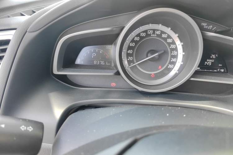 Used Mazda CX-4 2016 2.0L Automatic 2WD Blue Sky Dynamic Edition Odometer Close Up