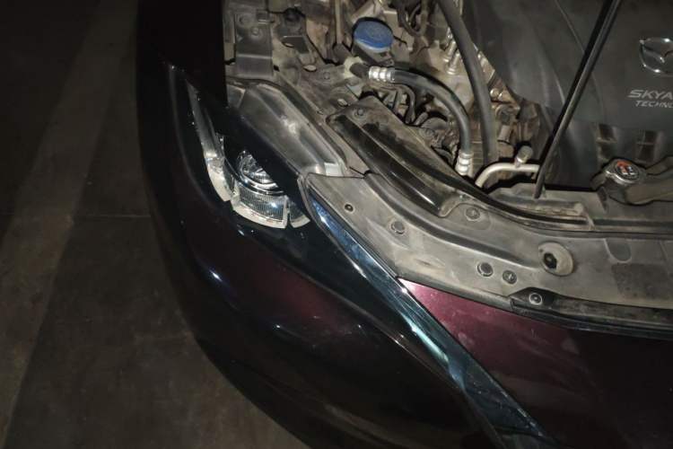 Used Mazda CX-4 2016 2.0L Automatic 2WD Blue Sky Dynamic Edition Right Front Headlight