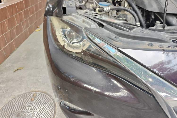 Used Mazda CX-4 2016 2.0L Automatic 2WD Blue Sky Luxury Edition Right Front Headlight