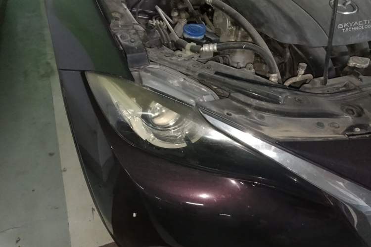 Used Mazda CX-4 2016 2.0L Automatic 2WD Blue Sky Dynamic Edition Right Front Headlight