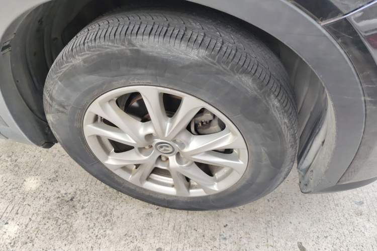 Used Mazda CX-4 2016 2.0L Automatic 2WD Blue Sky Luxury Edition Right Front Wheel Hub