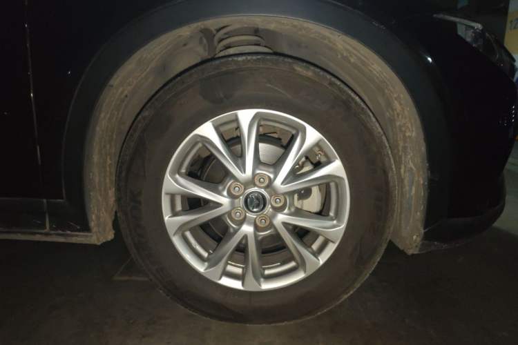 Used Mazda CX-4 2016 2.0L Automatic 2WD Blue Sky Dynamic Edition Right Front Wheel Hub