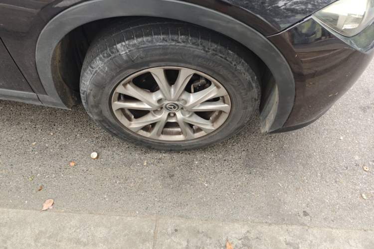 Used Mazda CX-4 2016 2.0L Automatic 2WD Blue Sky Luxury Edition Right Front Wheel Hub