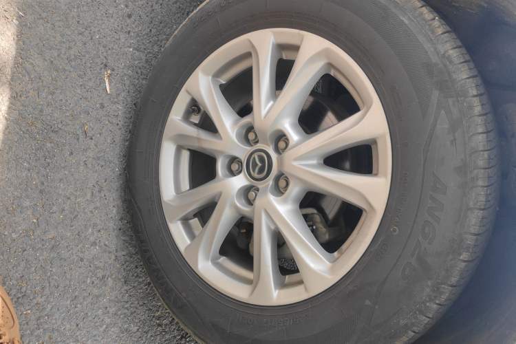 Used Mazda CX-4 2016 2.0L Automatic 2WD Blue Sky Dynamic Edition Right Front Wheel Hub