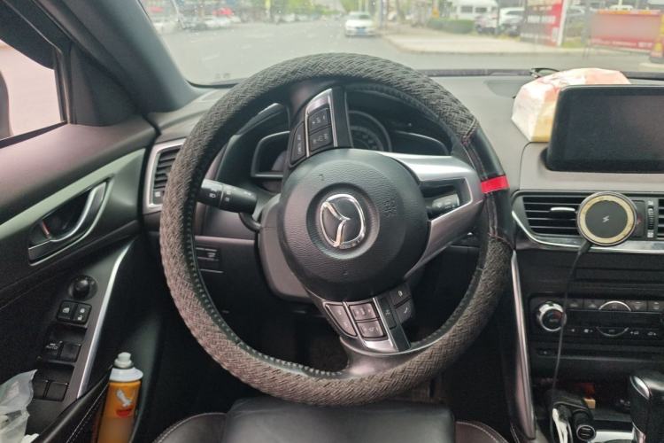 Used Mazda CX-4 2016 2.0L Automatic 2WD Blue Sky Luxury Edition Steering Wheel
