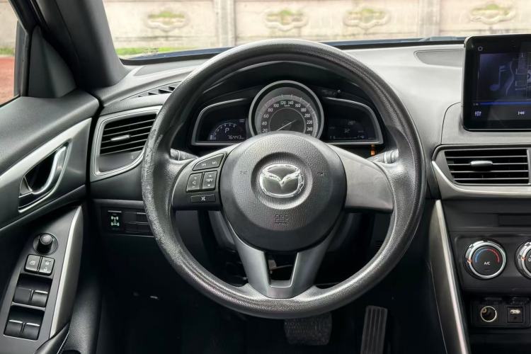 Used Mazda CX-4 2016 2.0L Automatic 2WD Blue Sky Dynamic Edition Steering Wheel