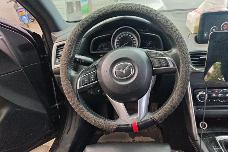 Used Mazda CX-4 2016 2.0L Automatic 2WD Blue Sky Luxury Edition Steering Wheel