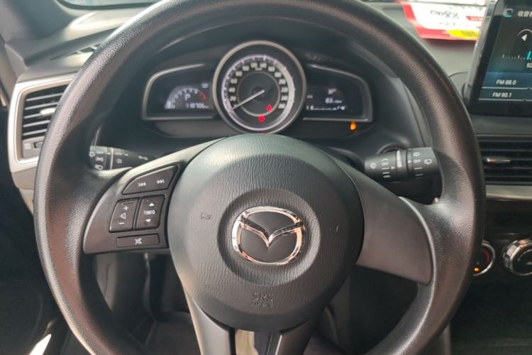Used Mazda CX-4 2016 2.0L Automatic 2WD Blue Sky Dynamic Edition Steering Wheel