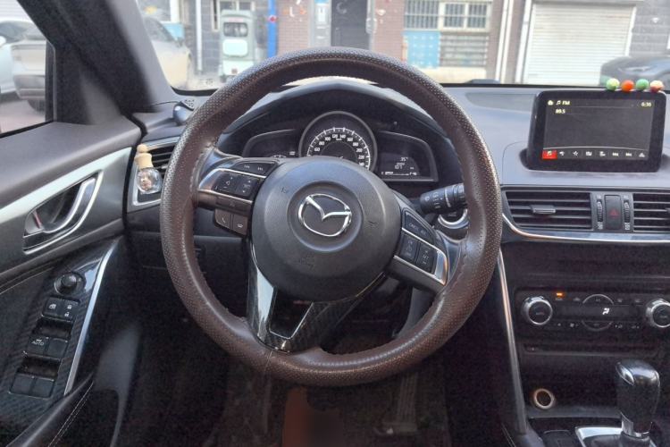 Used Mazda CX-4 2016 2.0L Automatic 2WD Blue Sky Luxury Edition Steering Wheel