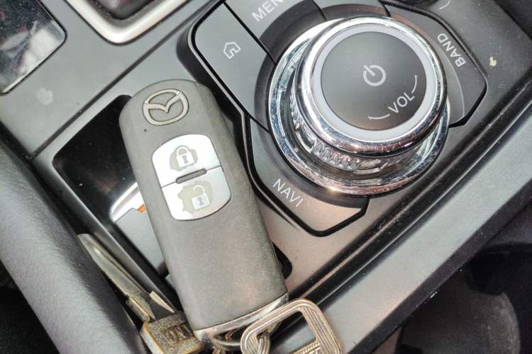 Used Mazda CX-4 2016 2.0L Automatic 2WD Blue Sky Dynamic Edition Vehicle Key