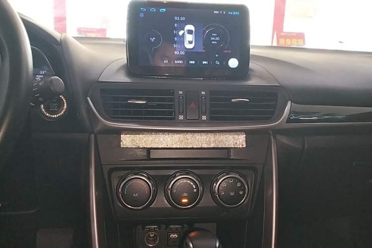 Used Mazda CX-4 2016 2.0L Automatic 2WD Blue Sky Dynamic Edition Audio And AC Panel