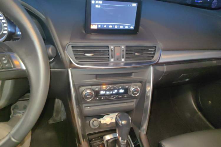 Used Mazda CX-4 2016 2.5L Automatic 4x4 Sky Blue Passion Edition Audio And AC Panel