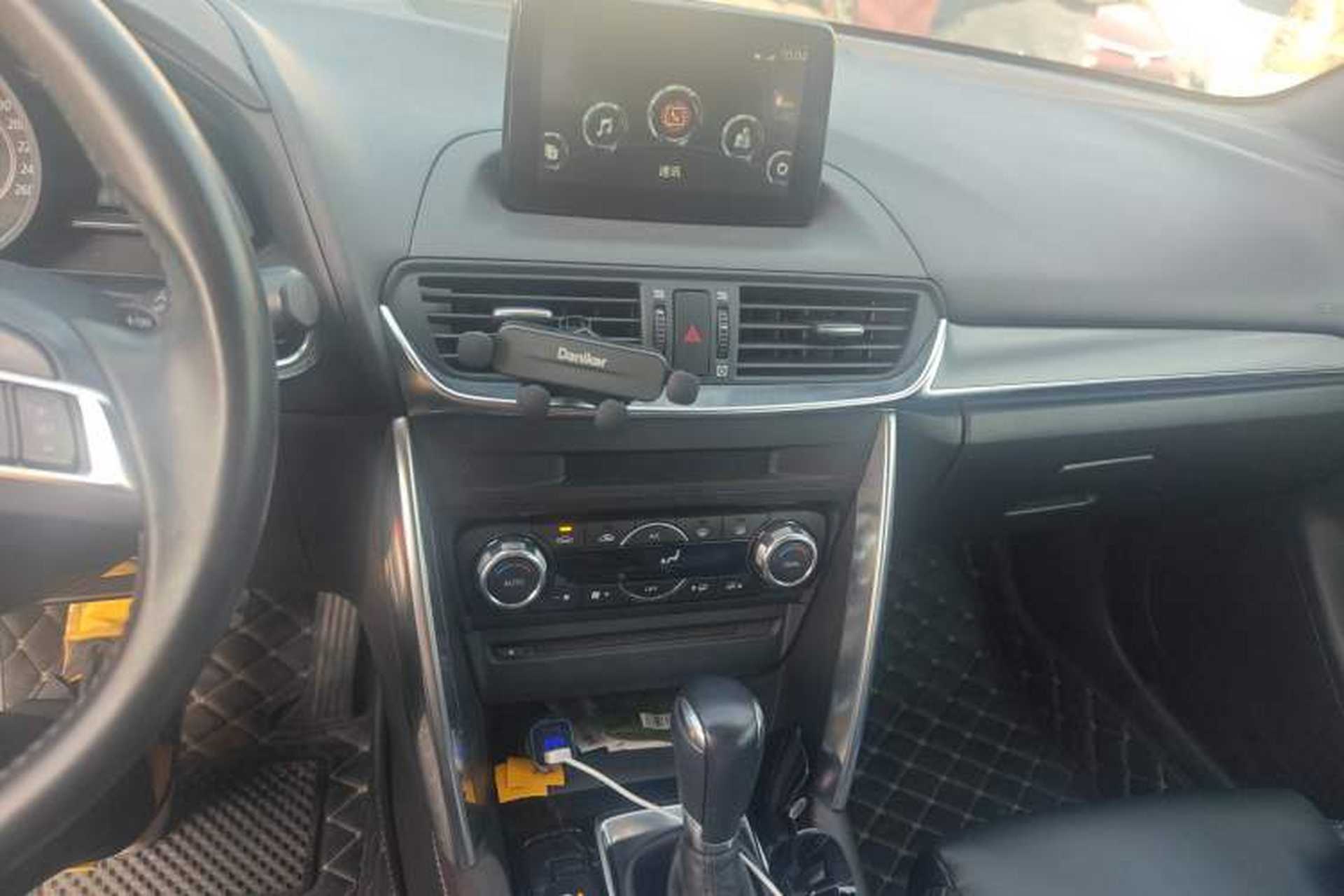 Used Mazda CX-4 2016 2.5L Automatic 4x4 Sky Blue Passion Edition Audio And AC Panel