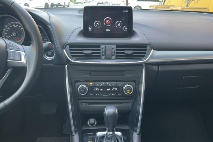 Used Mazda CX-4 2016 2.5L Automatic 4x4 Sky Blue Passion Edition Audio And AC Panel